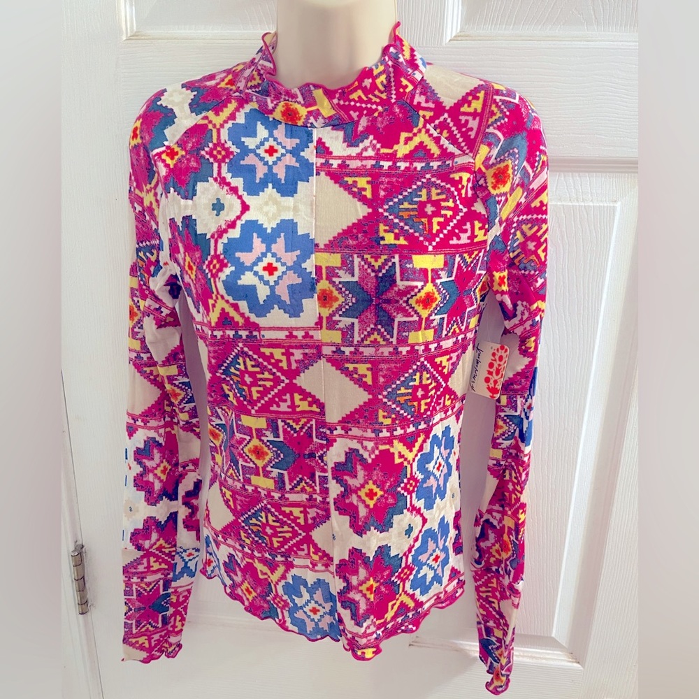NWT Free people movement fairisle magenta top very soft and size medium